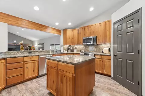 Kitchen - 99 Pierce Ln, Bigfork, MT 59911 photo 1 of 4