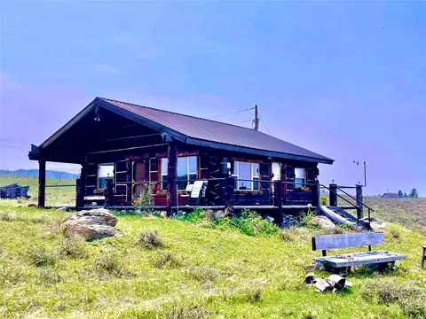 36 S Shore Rd, Babb, MT 59411