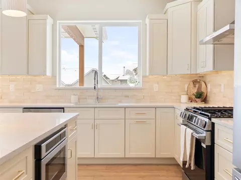 Kitchen - 127 Lumberjack Pl, Kalispell, MT 59901 photo 4 of 5