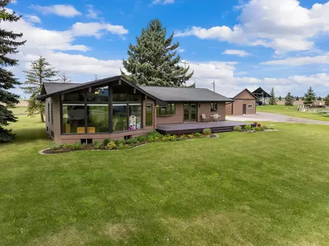 1020 Middle Rd, Columbia Falls, MT 59912