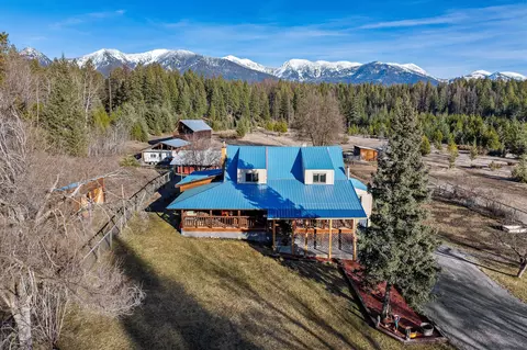203 Muth Ln, Kalispell, MT 59901