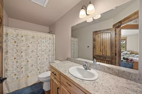 Bath - 532 Evergreen Dr, Kalispell, MT 59901 photo 1 of 1