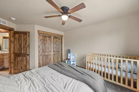Bedroom - 534 Evergreen Dr, Kalispell, MT 59901 photo 3 of 6
