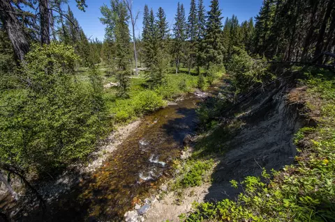 7490 Pinkham Creek Rd, Rexford, MT 59930