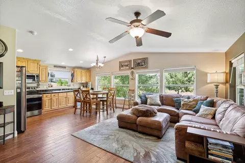 Living - 2848 E Gorus Loop, Darby, MT 59829 photo 3 of 3