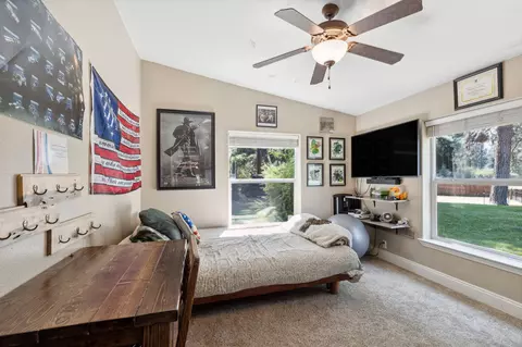 Bedroom - 2848 E Gorus Loop, Darby, MT 59829 photo 3 of 4