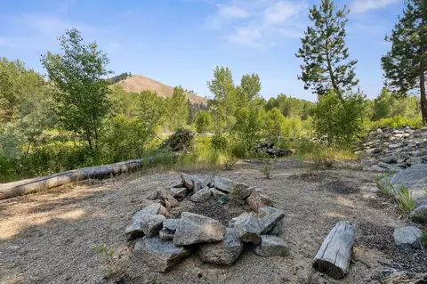 Exterior - 2848 E Gorus Loop, Darby, MT 59829 photo 15 of 16