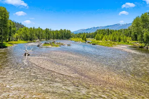 View/Area - 2848 E Gorus Loop, Darby, MT 59829 photo 19 of 24