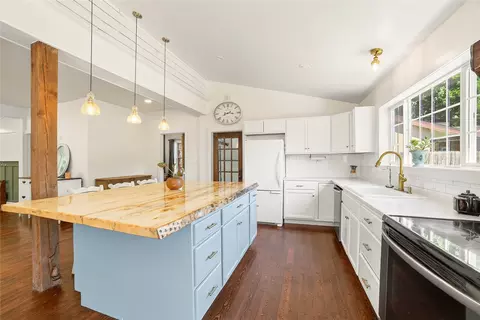 Kitchen - 1213 3rd Ave E, Kalispell, MT 59901 photo 7 of 9