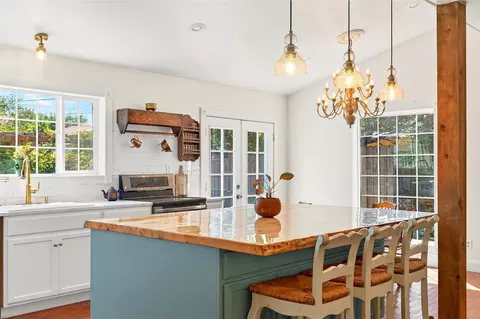 Kitchen - 1213 3rd Ave E, Kalispell, MT 59901 photo 3 of 9