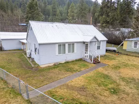 514 E Grant Ave, Troy, MT 59935