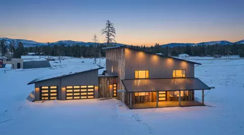 211 Cowboy Dr, Columbia Falls, MT 59912