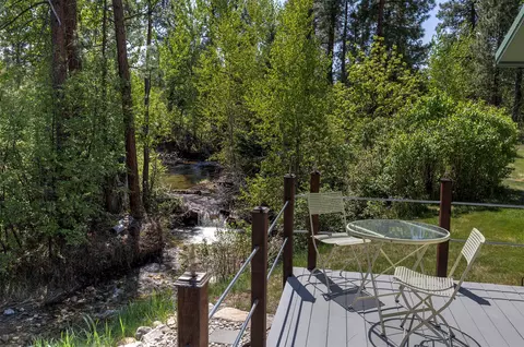 230 Cap Ln, Hamilton, MT 59840