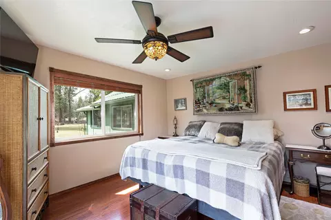 Bedroom - 230 Cap Ln, Hamilton, MT 59840 photo 2 of 3
