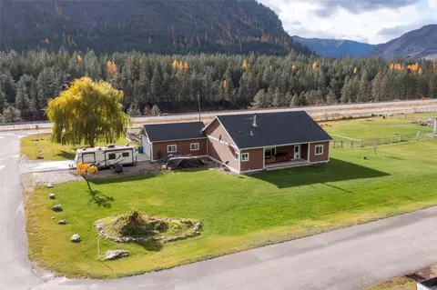 27 Bernie Rd, Alberton, MT 59820