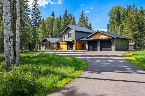 757 Lodgepole Rd, Whitefish, MT 59937