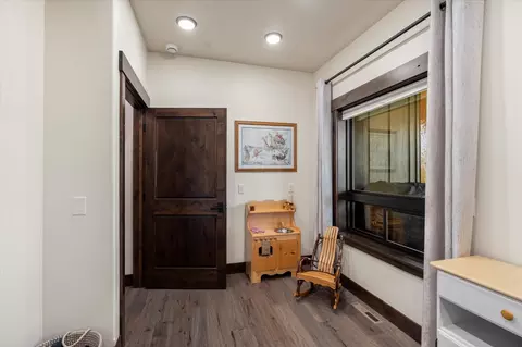 Entry Way - 40149 Us Highway 2 W, Libby, MT 59923 photo 5 of 10