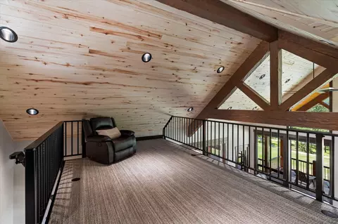 Entry Way - 40149 Us Highway 2 W, Libby, MT 59923 photo 7 of 10