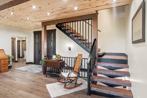 Entry Way - 40149 Us Highway 2 W, Libby, MT 59923 photo 1 of 10