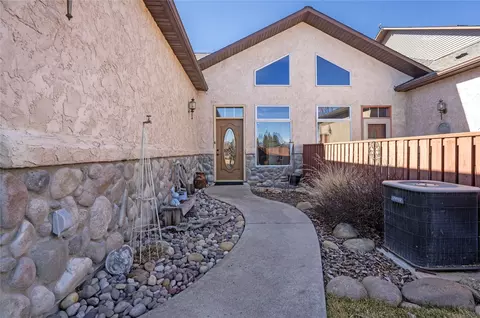 1187 Heritage Dr, Stevensville, MT 59870