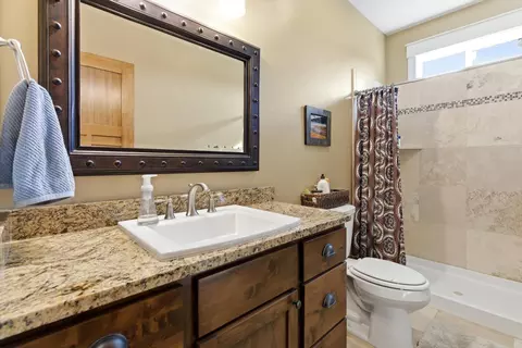 Bath - 200 Aspen Loop, Kalispell, MT 59901 photo 2 of 4