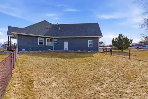 Exterior - 200 Aspen Loop, Kalispell, MT 59901 photo 12 of 18