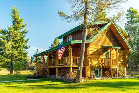12860 Kelley Dr, Bigfork, MT 59911