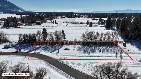 158 Lynnewood Dr, Columbia Falls, MT 59912