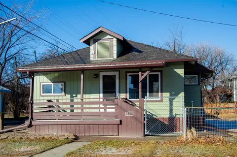 812 8th St S, Great Falls, MT 59405