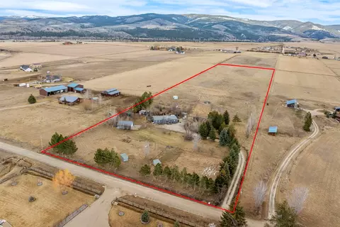 3018 Mack Smith Ln, Stevensville, MT 59870