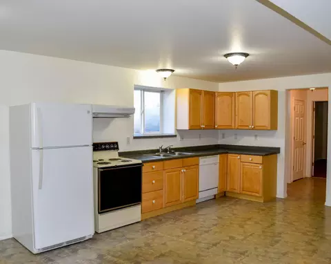 Kitchen - 1401 12th Ave E, Polson, MT 59860 photo 4 of 5