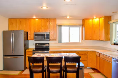 Kitchen - 1401 12th Ave E, Polson, MT 59860 photo 1 of 5