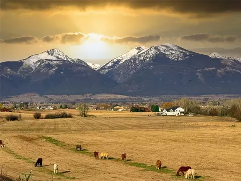 Nhn Charlotte Way, Stevensville, MT 59870