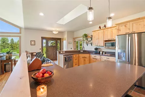 Kitchen - 36 Lost Trl, Clancy, MT 59634 photo 3 of 4