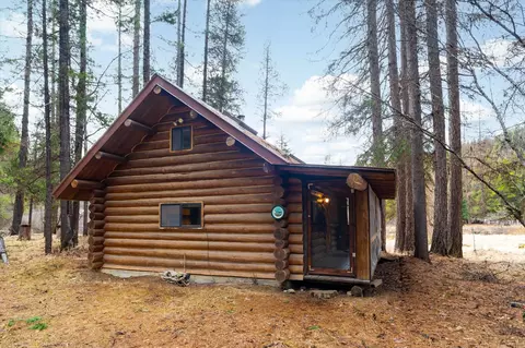 796 Tamarack Ln, Troy, MT 59935