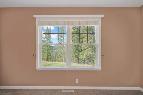 Bedroom - 239 Stage Ridge Rd, Bigfork, MT 59911 photo 5 of 8