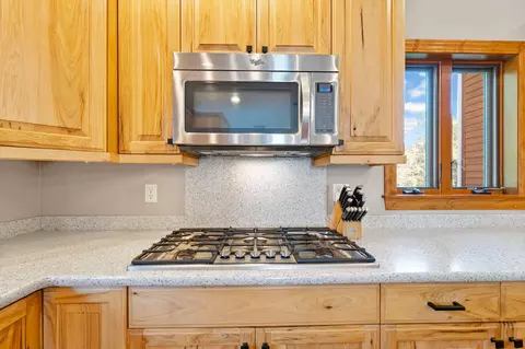 Kitchen - 239 Stage Ridge Rd, Bigfork, MT 59911 photo 6 of 7