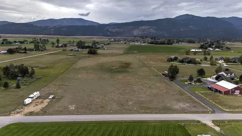 3693 Snowdrift Ln, Missoula, MT 59808