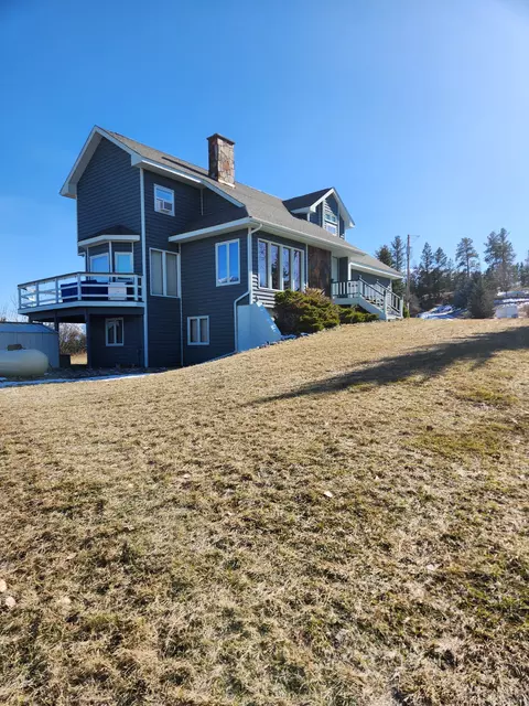 Exterior - 458 Eureka Heights Rd, Eureka, MT 59917 photo 5 of 18