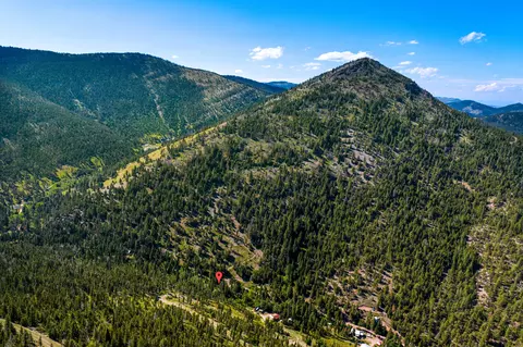 4253 Woods Creek Rd, Wolf Creek, MT 59648