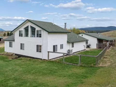 130 Hilltop Dr, Eureka, MT 59917