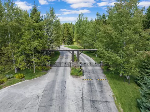 2250 Whitefish Ranch Rd, Whitefish, MT 59937
