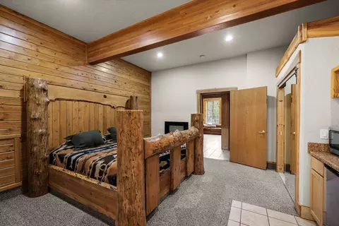 Bedroom - 3700 Glen Lake Rd, Eureka, MT 59917 photo 10 of 16
