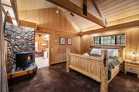 Bedroom - 3700 Glen Lake Rd, Eureka, MT 59917 photo 16 of 16