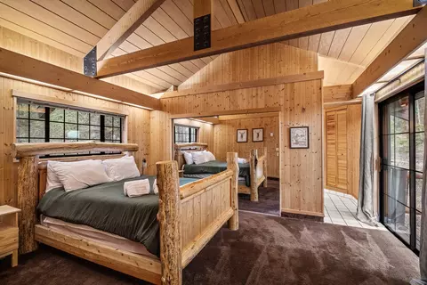 Bedroom - 3700 Glen Lake Rd, Eureka, MT 59917 photo 15 of 16
