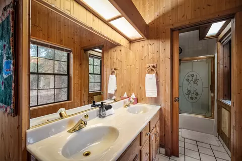 Bath - 3700 Glen Lake Rd, Eureka, MT 59917 photo 9 of 9