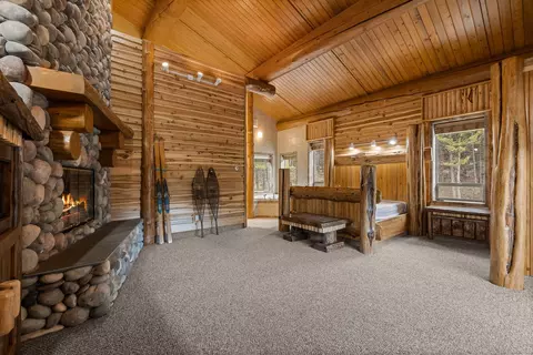 Bedroom - 3700 Glen Lake Rd, Eureka, MT 59917 photo 7 of 16