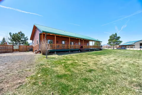 3570 Juniper Dr, Helena, MT 59602