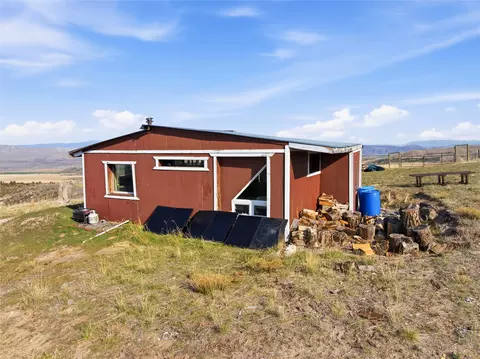 Exterior - 112 Lone Wolf Trl, Three Forks, MT 59752 photo 18 of 24
