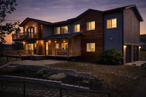 4528 Adellon Ct, Stevensville, MT 59870